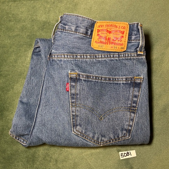 Levi's 550 Classic Men's Blue Jeans, Size: 34W x 30” L (5081) - Picture 15 of 15